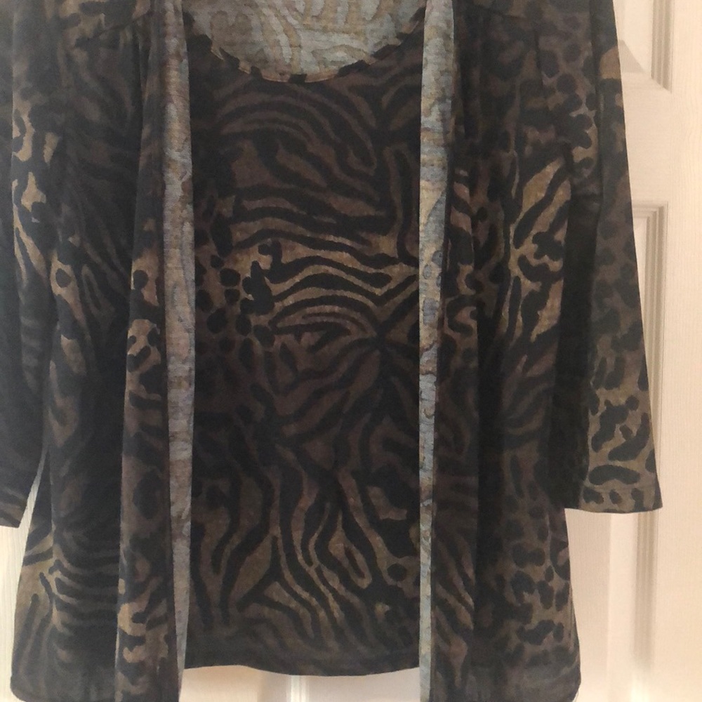 Sweater - Picture 2 of 2